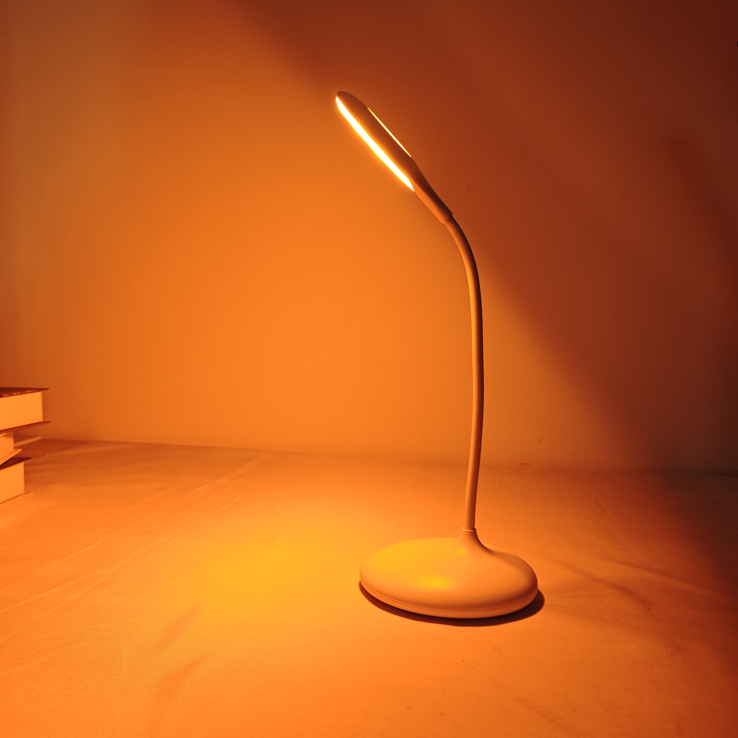LumiDream Aura - Amber/White